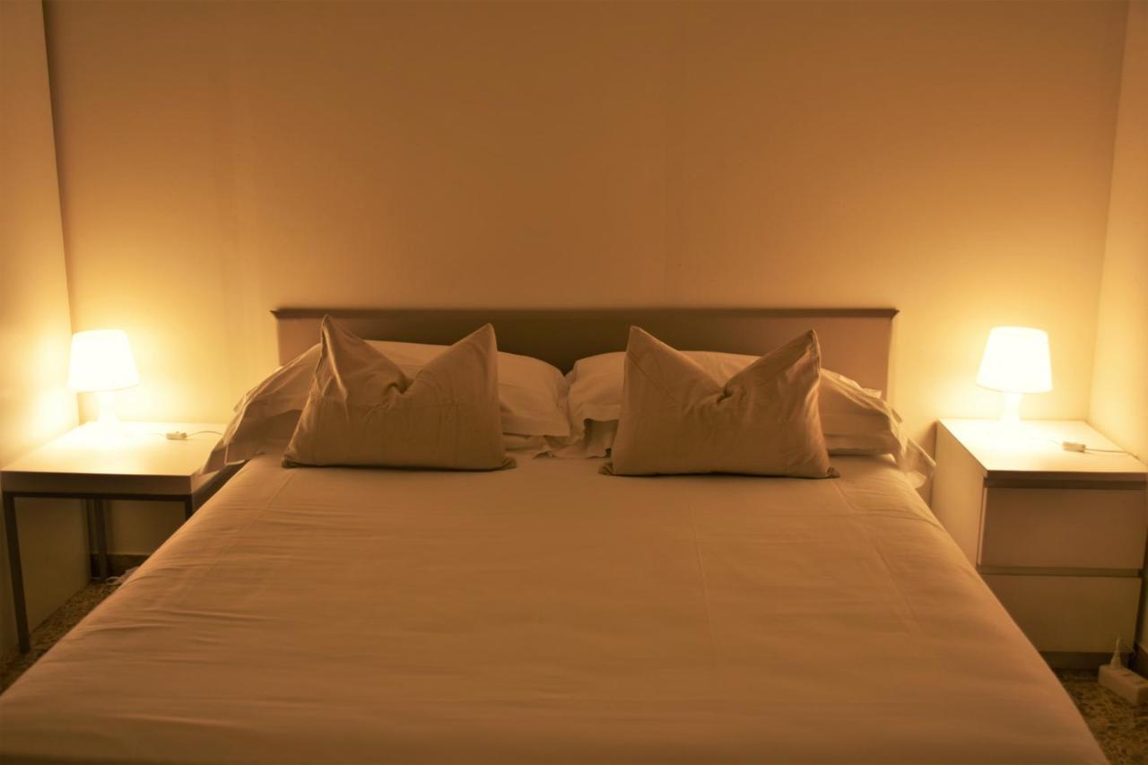 Apartment Dalla Mirella Флоренция Экстерьер фото