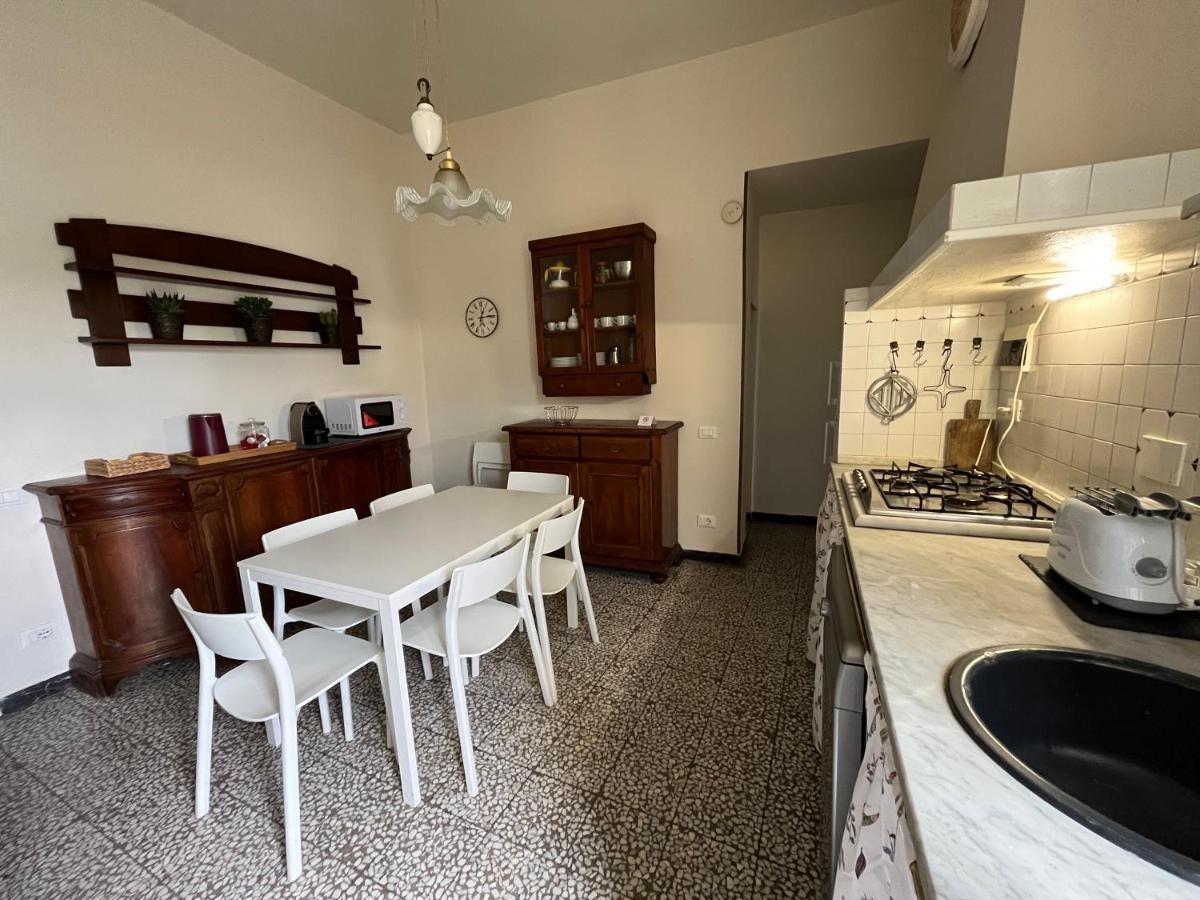 Apartment Dalla Mirella Флоренция Экстерьер фото