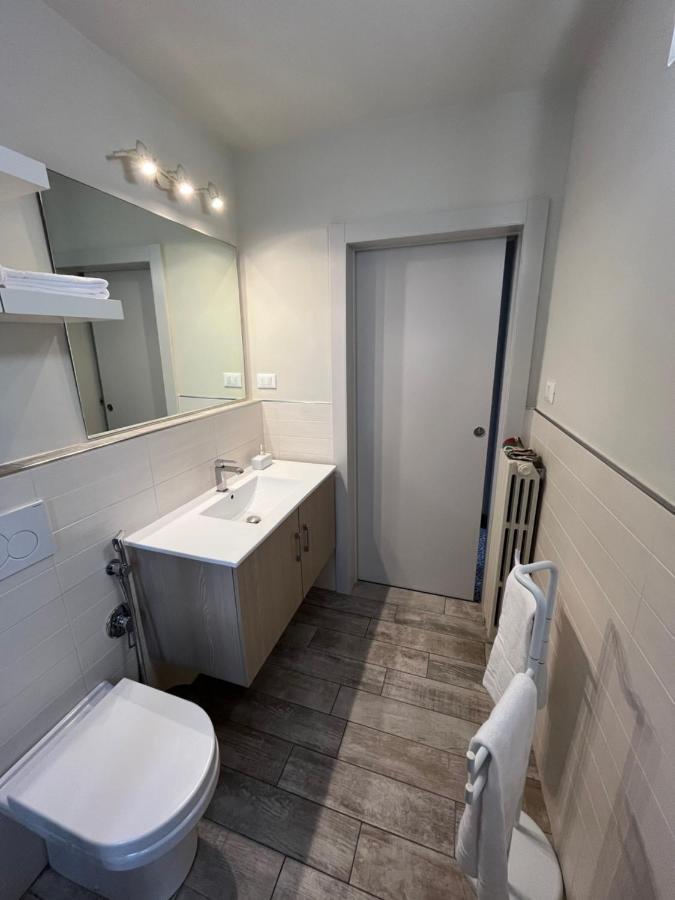 Apartment Dalla Mirella Флоренция Экстерьер фото
