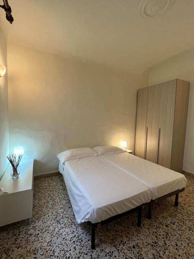 Apartment Dalla Mirella Флоренция Экстерьер фото