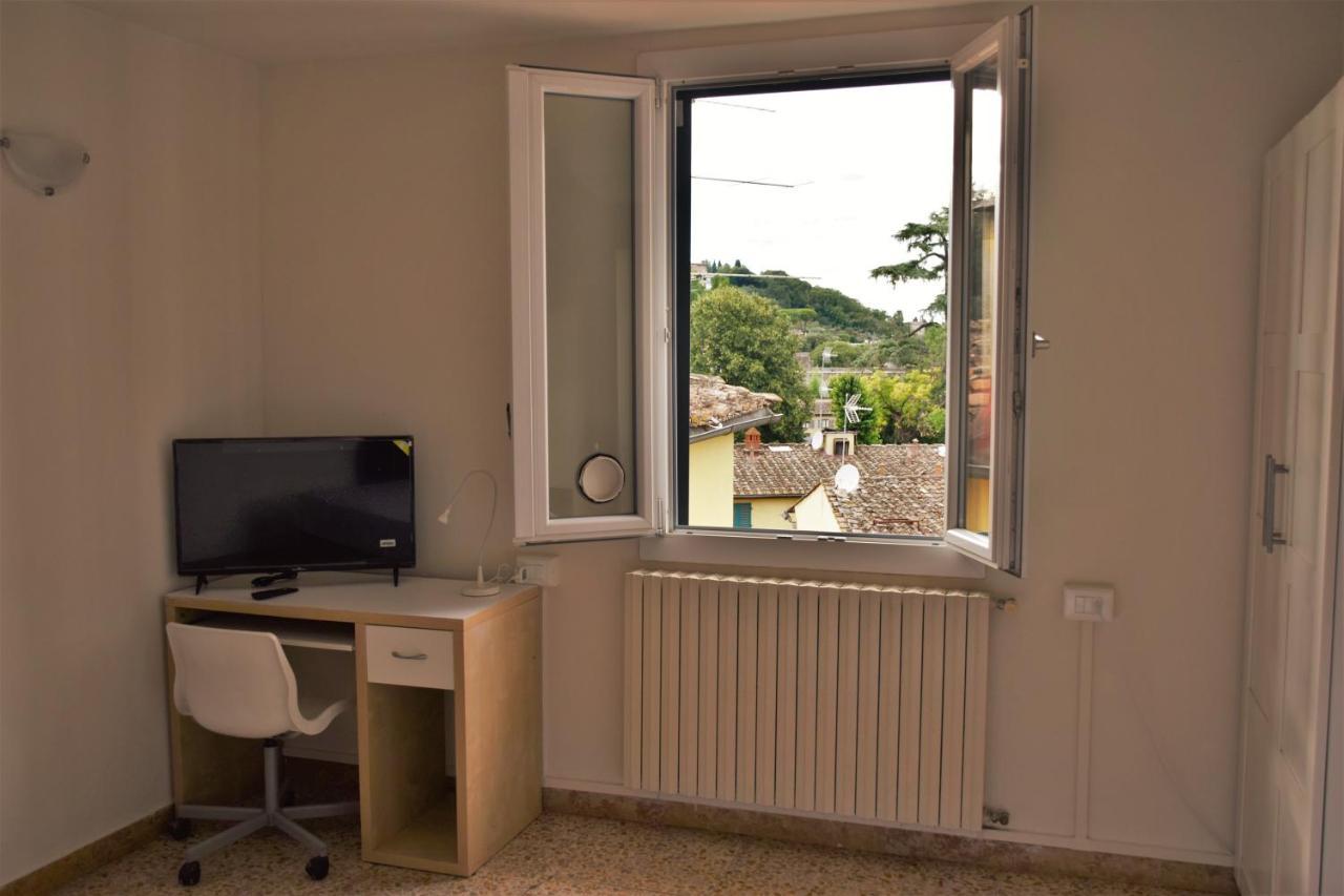 Apartment Dalla Mirella Флоренция Экстерьер фото